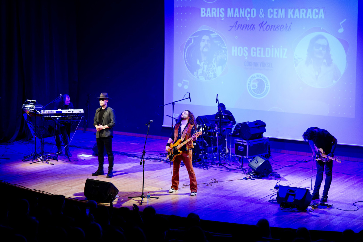 Barış Manço ve Cem Karaca şarkılarıyla anıldı 