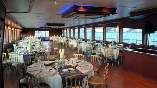Teknede İftar, İstanbul’un Ramazan Gelenekleri Arasında Yerini Alıyor